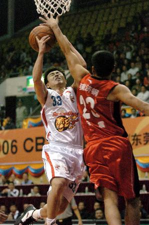 而他的主要 而他的主要