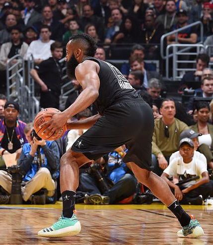 牌开始崭露 牌开始崭露