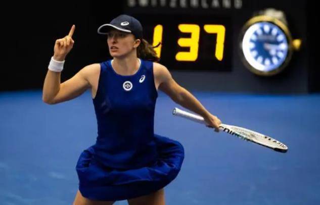 恰恰相反 恰恰相反