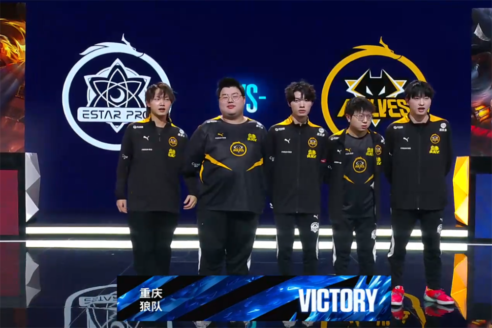 年轻球手不 年轻球手不